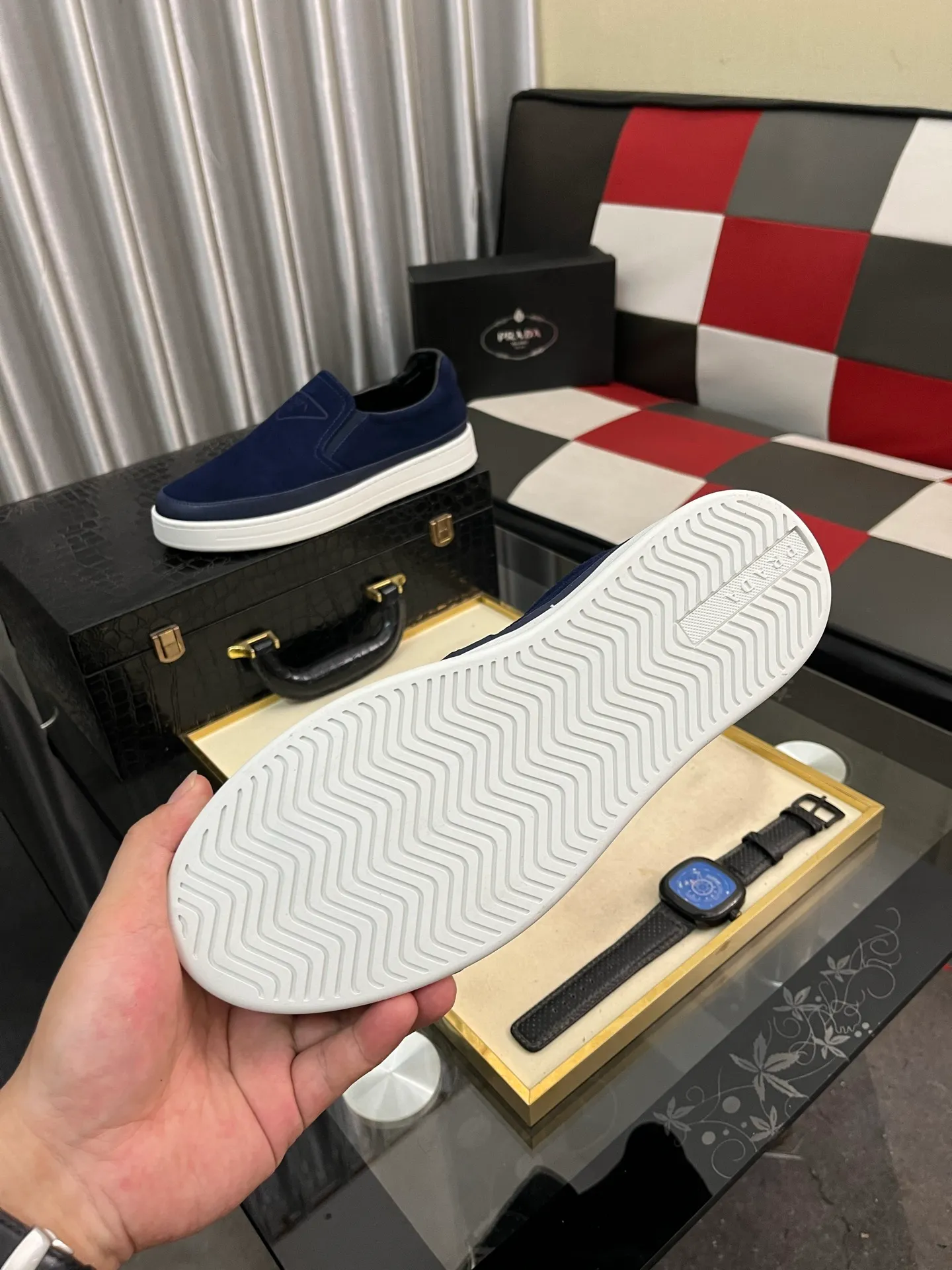 Men's shoes 💰440⌚️⌚️【PRADA】Prada casual shoes for couples, originally developed 1:1, made of high-mercerized cowhide with imported cowhide, silk sheepskin lining, rubber outsole, comfortable and soft on the feet, size: 38-442️⃣Colors available